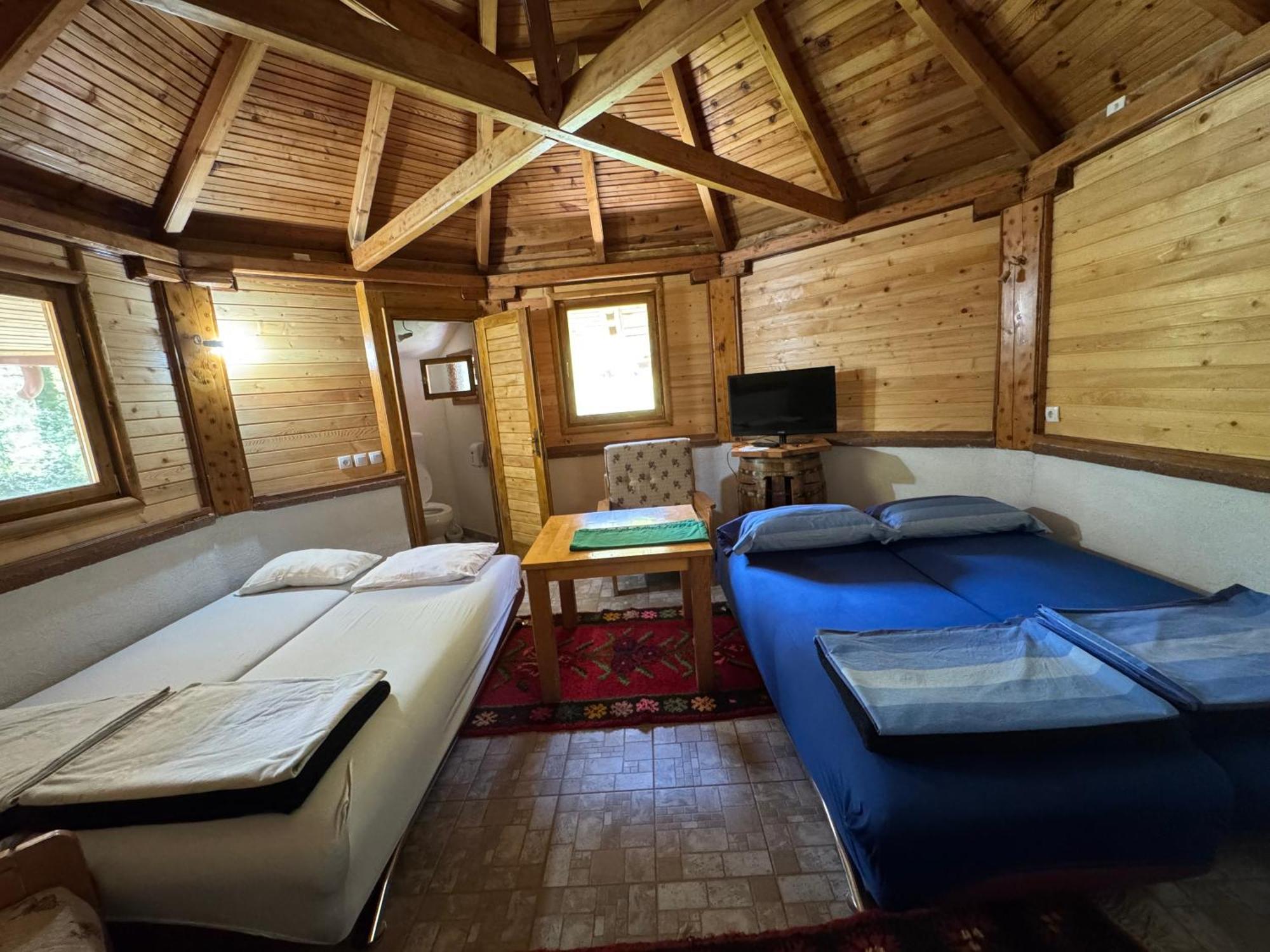 Rafting Kamp Dvije Vrbe Hotel ฟอชา ภายนอก รูปภาพ